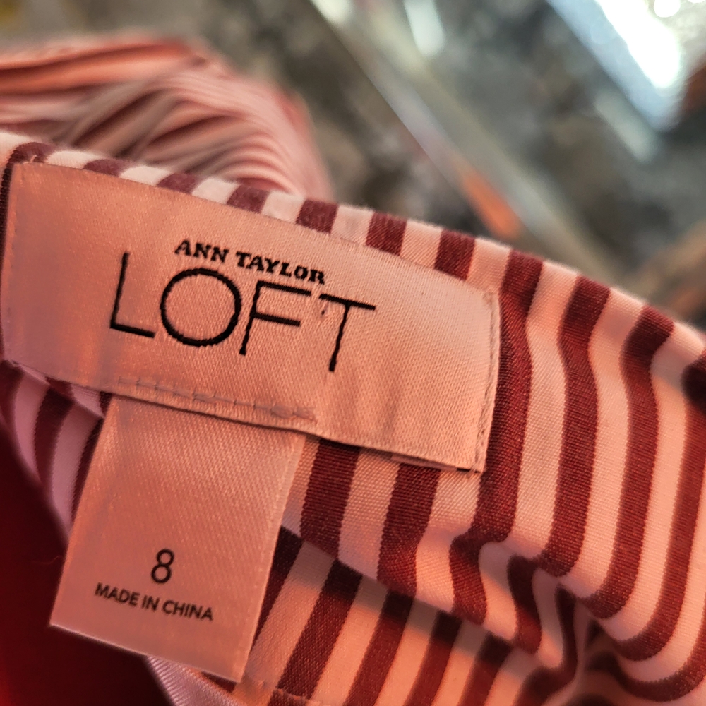 LOFT Red and White A-Line Skirt with Pleated Cut Out - Picture 5 of 5